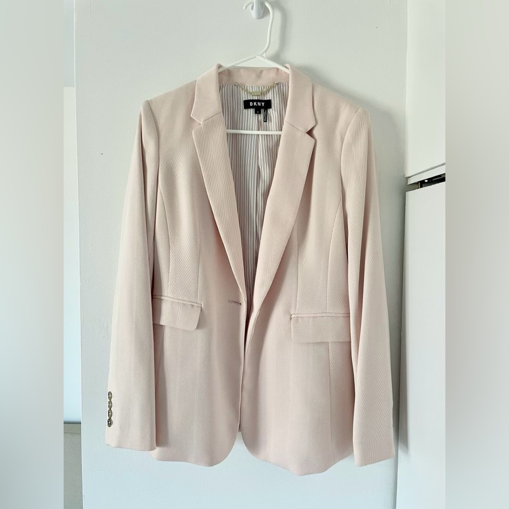 NWOT - DKNY Dusty Pink Blazer